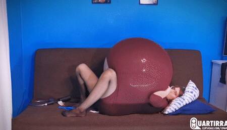 C117 Cosette's crazy balloon stuffing and popping - 1080p