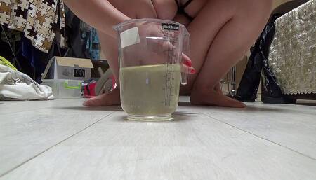 Drinking Tea in Sexy Lingerie and Pee Very a Lot