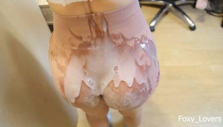 Huge Crazy Messy Dry Humping on Fake Cum Covered Ass