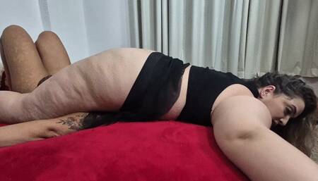 BBW Queen Britney Hunter and her dangerous belly By Britiney Hunter and Valeria and Camera Babi part 3