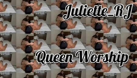 Juliette_RJ Footworship Session with sexy facesitting - FOR MOBILE DEVICES USERS - FOOT FETISH - FACESITTING - TOES SUCKING - BBW QUEEN - NAKED BODY