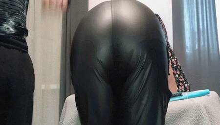 Spanked Crumpet's ass MP4