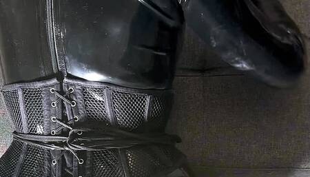 LatexSissyDoll play with f-machine