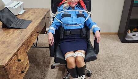 Police Officer Grabbed HD