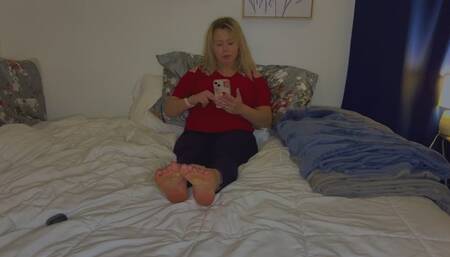 Making “Step-Daddy” Cum To My Sweaty After Work Soles