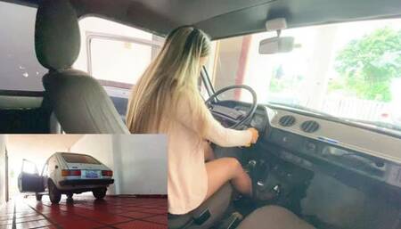 Dr Jarlyn is unable to drive her old fiat