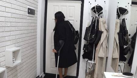 Massage for a sore left leg from Victoria aCLF