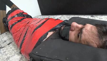 Very hot brunette loves to sit on her slave's face with a lot of heat and leave him completely dominated Part 1 By Naty Mello and Daniel Santiago Cam By Dani Full HD