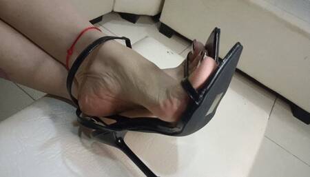 Pronounced bows on beautiful high heels (4)