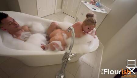 Bubble Bath Time with Veronica Cruz and Dexxx Blue