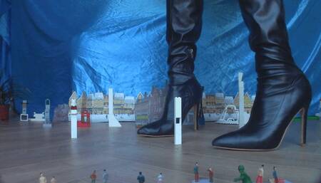 Tiny Town Under Giantess Attack