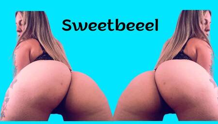 Shaking my big booty