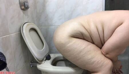 Alexyah's first toilet routine video of the year