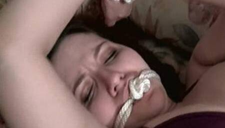 Tiedown Lilly Clip Two 640x480 wmv