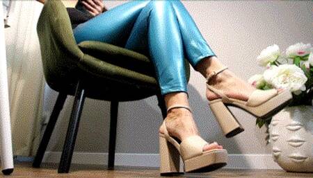 New platform sexy shoes, toe tapping