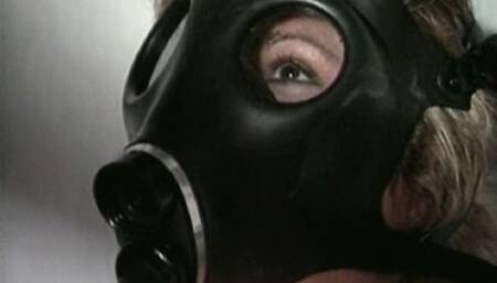 The Mask ( Starring Liz ) 640x480 wmv