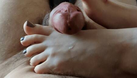 Leyla Lovegood Edging Footjobs #2 – Pastel Pedicure, Precum, and Pure Ecstasy