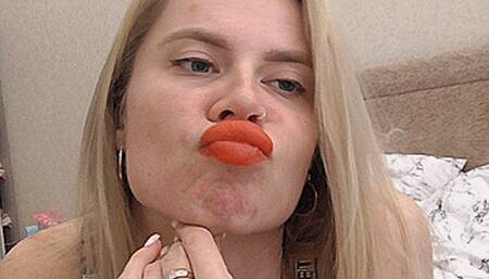 Sweet delicious red lips! MP4