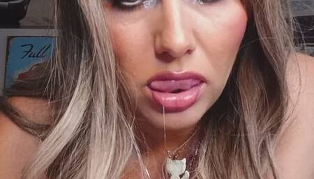 Blowjob while vaping