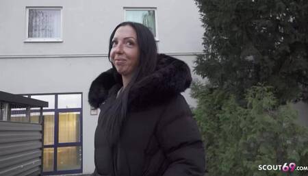 GERMAN SCOUT - Cougar Sara Deluxe Cast