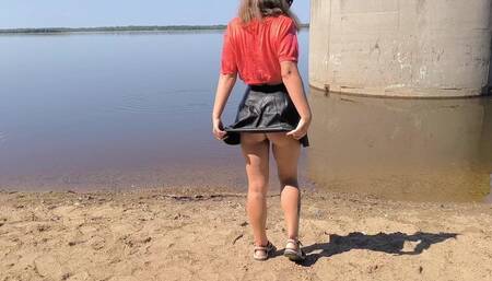 I Showed My Pussy and Tits on the River Bank