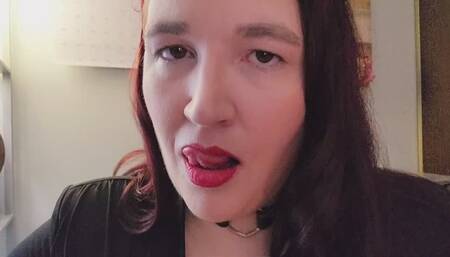 Red Lipsticks on my lips is your weakness