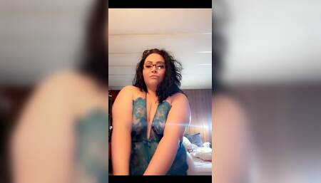 Kayla Kayla - 3001956778