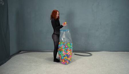 Sonia and the experiment with colored balls part 1