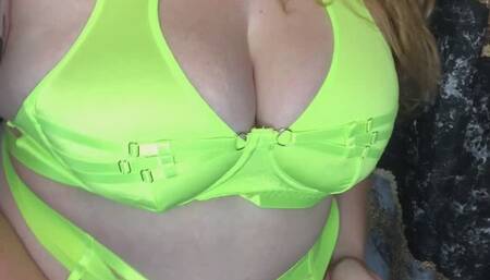 Ginger Exhibitionist