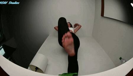 Natasha big bare soles POV - MP4