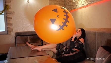 Keira B2P the big pumpkin B2P **4K**