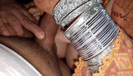Husband Enjoy Sex with Indian Desi Wife - Creampie Tight Pussy Fucking