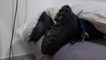 Boots off after a long day at work (4K 60fps)