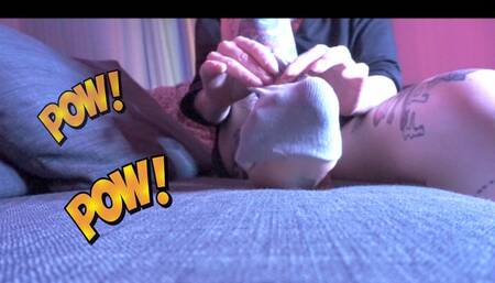 mi tolgo i calzini sudati