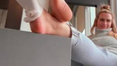 Hand Held Fantasies: Lunch Break Lust