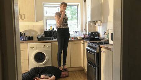 Trampled By Chelsea In Her Black Patent Platform Mary Jane High Heels (4K)