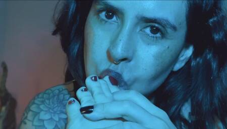 Run Your Tongue Along The Curves Of My Pretty Feet