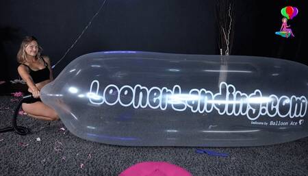 Madi B Machine Pops More Huge Balloons 4K (3840x2160)