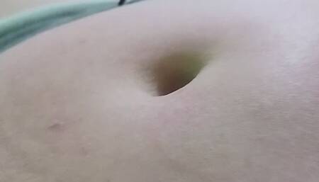 My belly button hurts