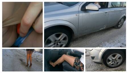 CRAZY SPINNING WHEELS ON ICY HILL WITH VIBRATOR IN PUSSY PREMIERE