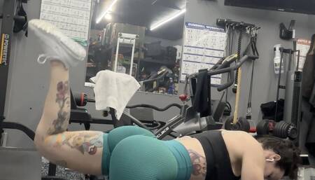 Home Workout and Titty Flash