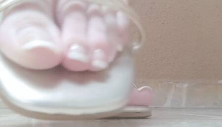 crushing bigmac for you to eat