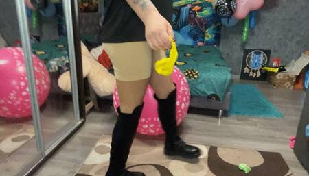 blowtopop sittopop balloons in boots