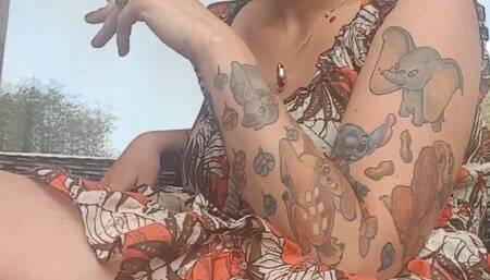 Smoking in a Summer Dress – Tattoos, Elegance & Sensuality