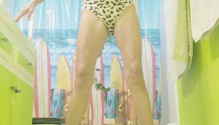 Heeled Giantess Steps on Army Men & Tanks