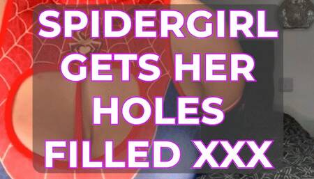 SPIDERGIRL GETS HER HOLES FILLED XXX