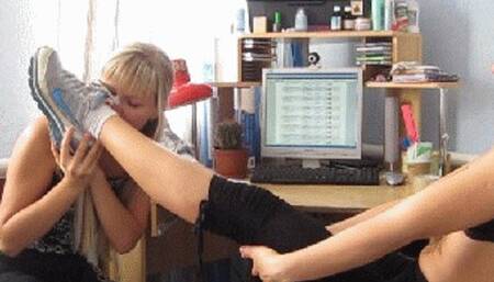 OBEDIENTLY TO SMELL FEET SMF