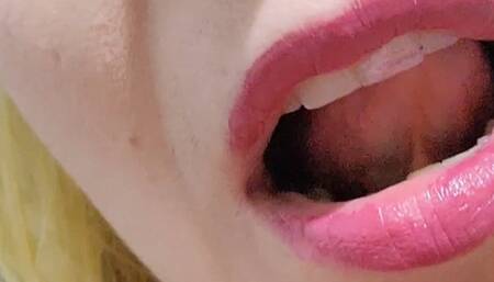 A shrink in the room of the giantess Lucya