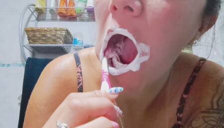 brush your teeth with me