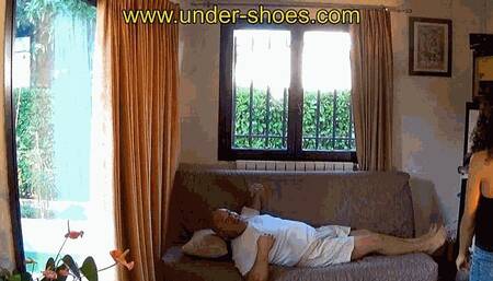 Miss Ambre extreme flat sandals punishement ( BRUTAL VIDEO )